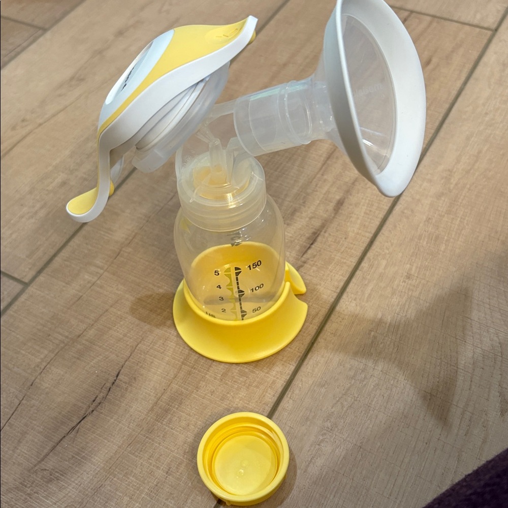 Medela manual hand Pump